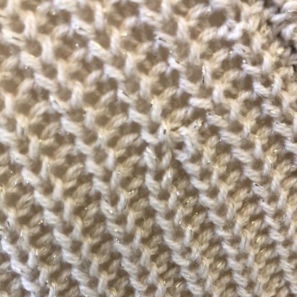 Chicos Lightweight Metallic Knit Fringed Poncho Neutral Color Gold Women OS NWT - Picture 9 of 17